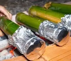1 con gà vườn nướng ống tre Tây Bắc - 360.000 ₫ tại Gà Ủ Muối Hoa Tiêu An Nhiên - Lý Chính Thắng
