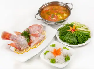 Lẩu cá diêu hồng nấu Thái - 200.000 ₫ tại Quán Khuyên - Hải Sản - Bùi Thị Xuân