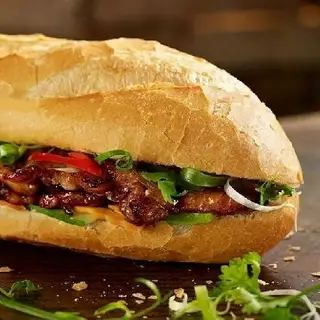 Bánh mì thịt - 25.000 ₫ tại Bánh Mì Phương Mỹ - Lê Thị Bạch Cát