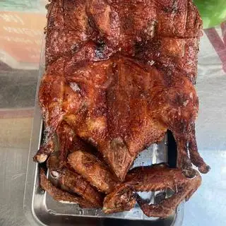 Hình ảnh Nửa con vịt nướng