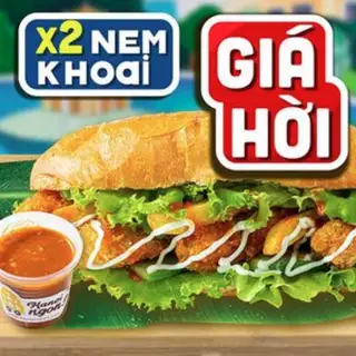 Hình ảnh Bánh mì nem khoai lớn