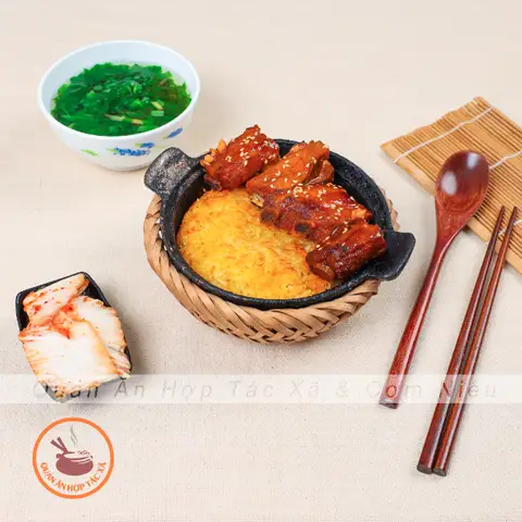 Hình ảnh Quán Ăn Hợp Tác Xã & Cơm Niêu - Phùng Khoang 