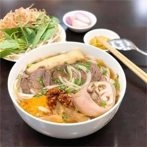 Hình ảnh Bún Bò Huế 28 - Phở Bò, Cơm Rang & Bún Trộn - Linh Đàm