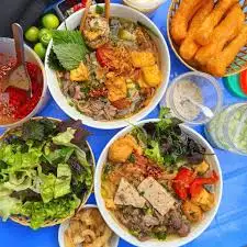 Hình ảnh Bánh đa cua đậu bò giò