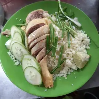 Hình ảnh Cơm gà đùi luộc