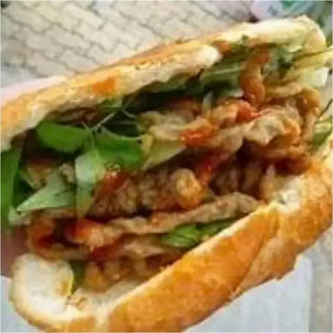 Bánh Mì, Xôi Mặn & Heo Quay Chú Béo - Cách Mạng Tháng 8 - Bánh Mì/Xôi gần bạn