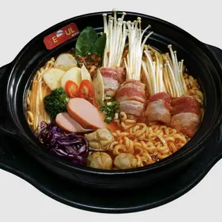 Hình ảnh Mì lẩu Thái bò Mỹ cuộn nấm