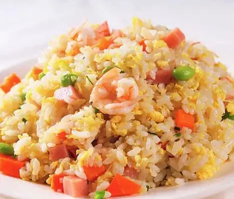 Hình ảnh Cơm chiên hải sản(tặng trà tắc)