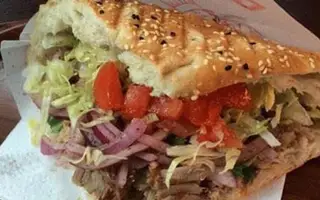 Hình ảnh Bánh mì doner kebab đặc biệt