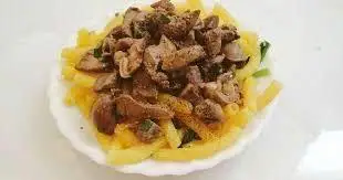 Nui xào lòng gà - 45.000 ₫ tại Cơm Chiên & Nui Xào Bò - Cống Quỳnh