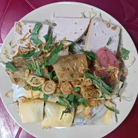  Bánh Cuốn 205 - Nguyễn Văn Nghi - Món truyền thống/Đặc sản gần bạn