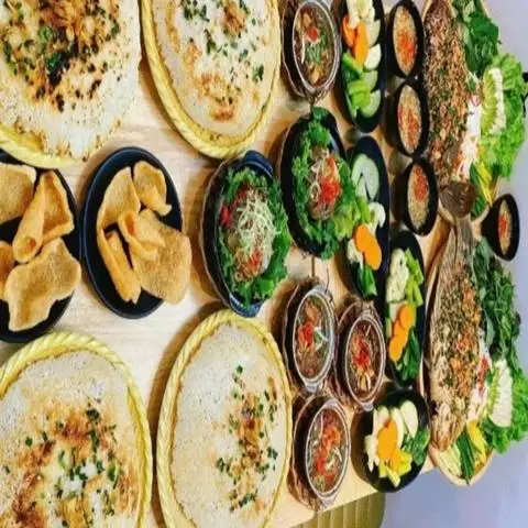 MeLyFood - Nhà Hàng Cơm Niêu & Cua Singapore - Hàm Nghi - Cơm/Cơm tấm gần bạn