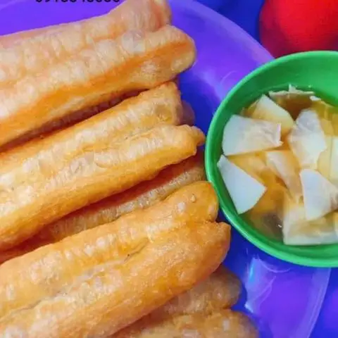 Hình ảnh Quẩy Nóng Trang Quẩy - Đồ Ăn Vặt - Hữu Hưng
