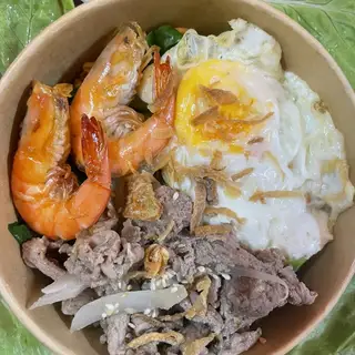 Hình ảnh Mì trộn tôm - bò - trứng