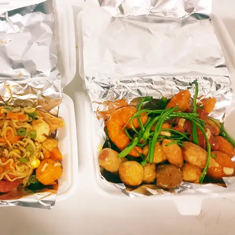 Hình ảnh Bảo Ngọc Food – Mì Trộn Indomie & Đồ Ăn Vặt - 51 Chiến Thắng 