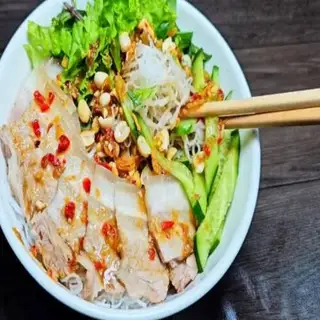 Hình ảnh Bún mắm nêm thịt heo