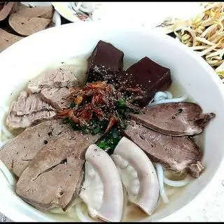 Bánh canh lòng heo - 1 phần - 39.000 ₫ tại Bánh Canh & Cháo Lòng Quán - Tạ Quang Bửu
