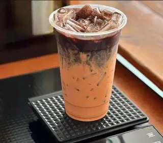 Cà phê sữa - 25.000 ₫ tại Mì Trộn Indo, Matcha Latte & Phê Chạy - Hồ Thị Kỷ