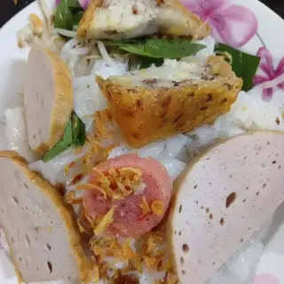 1 phần bánh ướt  lớn đầy đủ  - 32.000 ₫ tại Bánh Cuốn Cô Thắm - Cách Mạng Tháng 8