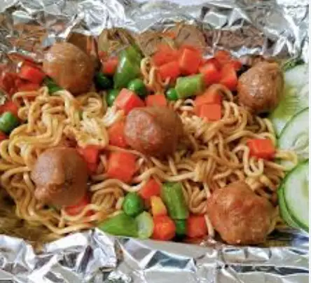 Hình ảnh Mì trộn bò viên