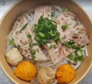 Hình ảnh Bún 4 mọc 4 giò tai