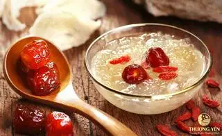 Chè tổ yến táo đỏ - 60.000 ₫ tại Cháo Tổ Yến Vân Nguyên - Chè Tổ Yến - Nguyễn Tiểu La 