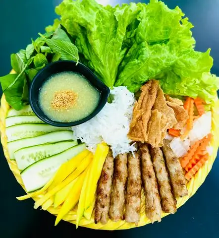 Nem nướng mộc - Nguyễn Gia Trí - Món truyền thống/Đặc sản gần bạn
