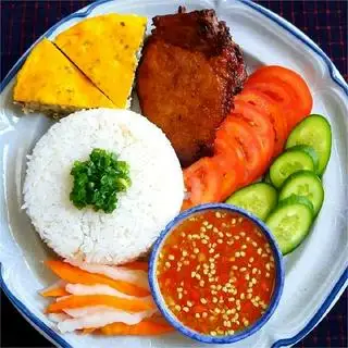Cơm tấm sườn chả - 49.000 ₫ tại Bún Chả Ngon Chị Péo - Cao Đức Lân