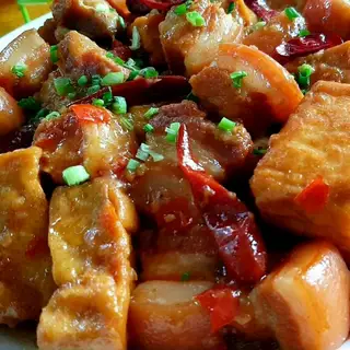 Hình ảnh Thịt kho đậu hủ - 1 ly Coca