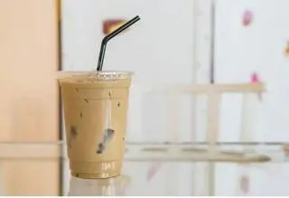 Hình ảnh Cà phê sữa pha máy cao cấp