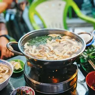 Lẩu gà lá é lớn - 319.000 ₫ tại Tiệm Lẩu Gà Lá É Phú Yên - Cách Mạng Tháng 8