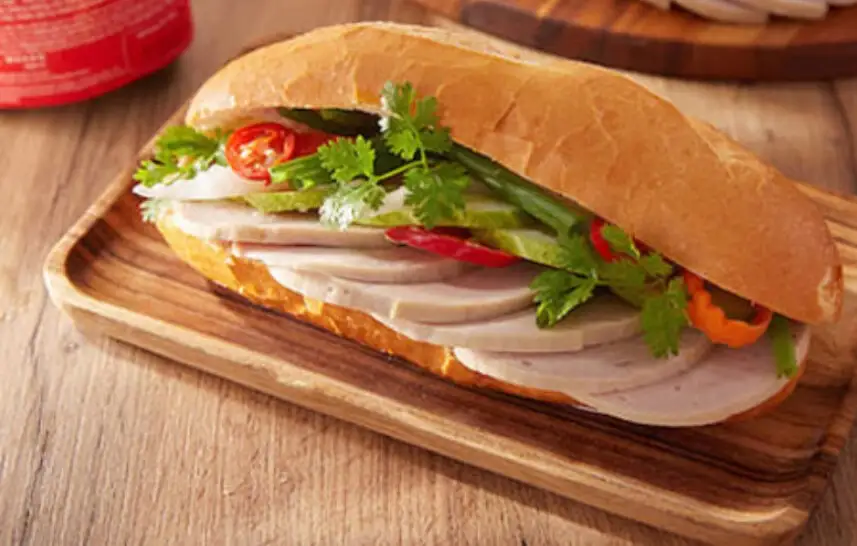 Hình ảnh Bánh mì kẹp chả side S
