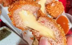 Hình ảnh Nem chua phomai