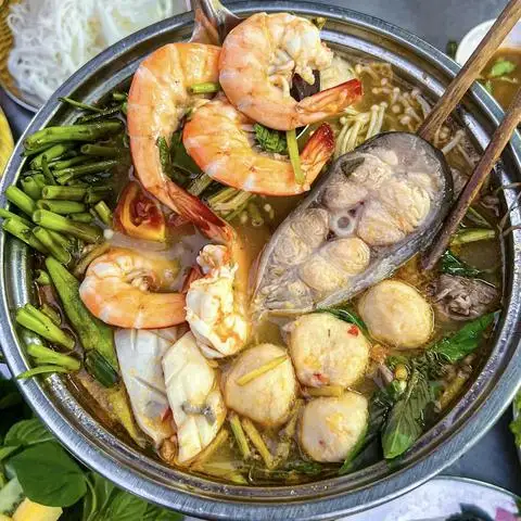 Bà Như - Lẩu Thái Hải Sản & Đầu Cá Hồi - Âu Dương Lân - Lẩu & Nướng gần bạn