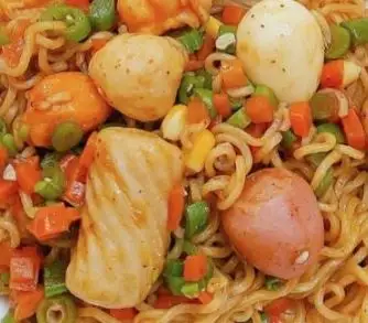 Hình ảnh Mì trộn đặc biệt