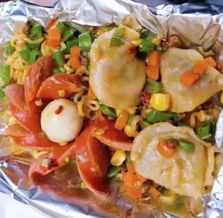 Hình ảnh Mỳ trộn thập cẩm đặc biệt