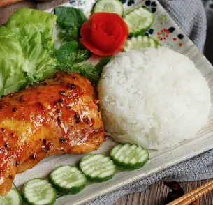 Gà sốt tiêu đen - 45.000 ₫ tại Cơm Gà Xối Mỡ 164 - Hoàng Văn Thụ