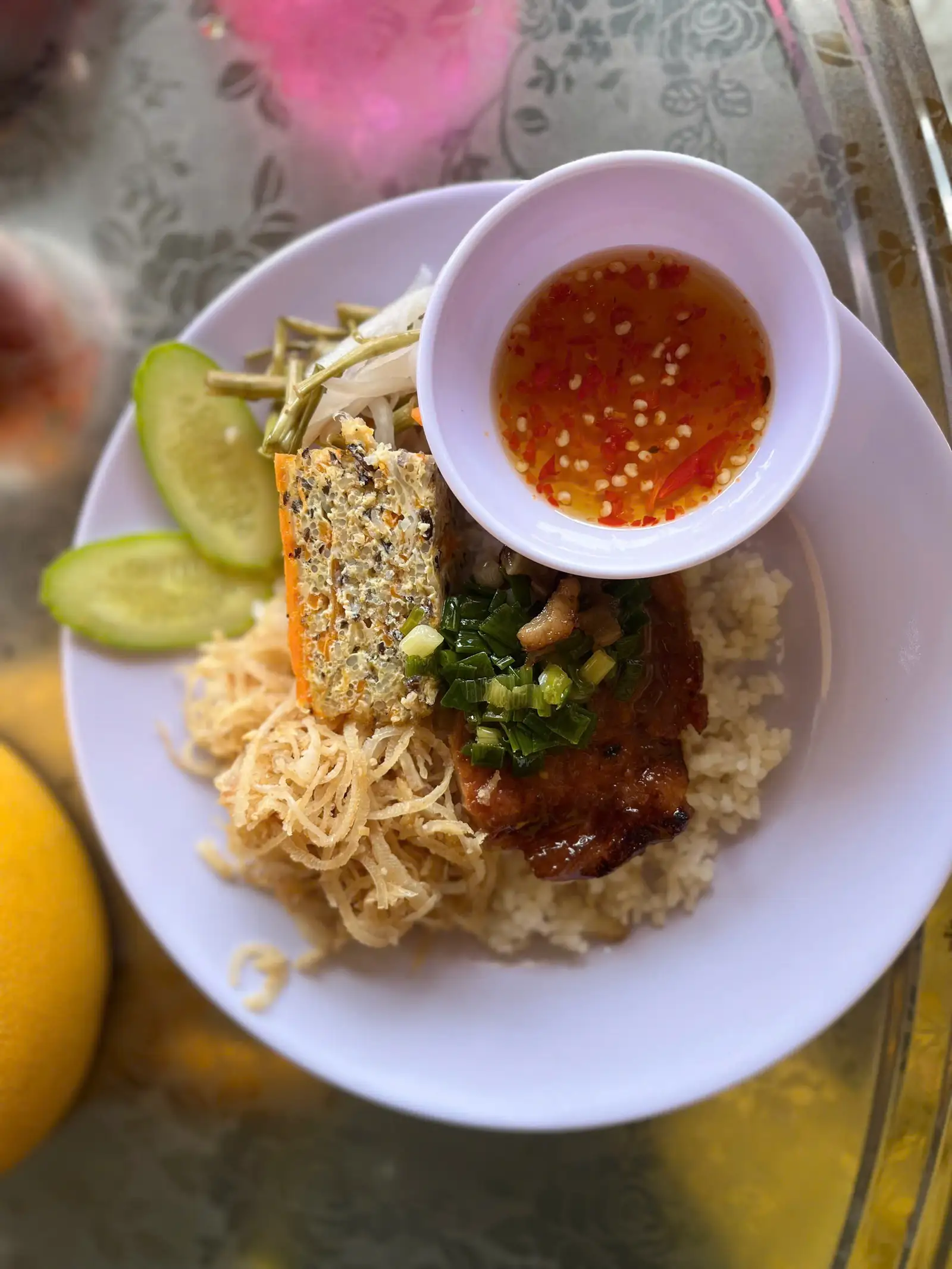 Hình ảnh Cơm sườn bì chả