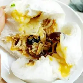 Hình ảnh Bánh bao gà nấm phô mai trắng