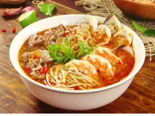 Bún Thái - 60.000 ₫ tại Hủ Tiếu Nam Vang & Bún Thái 136 - Nguyễn Văn Thương