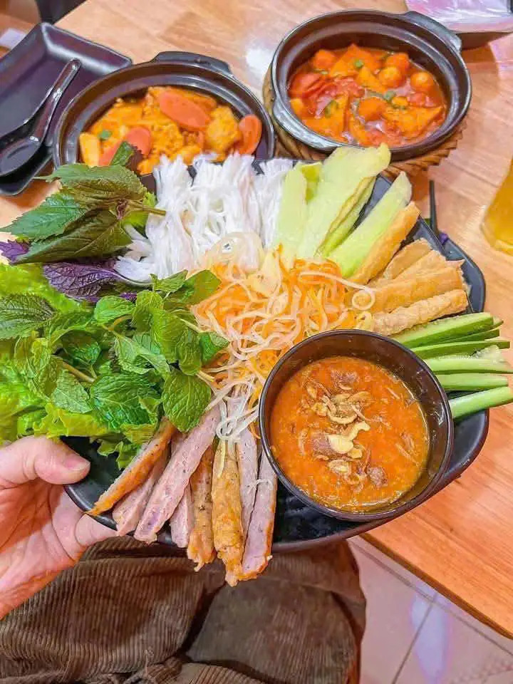 Hình ảnh Nem nướng Nha Trang  phần 1 người ăn 