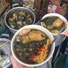 Hình ảnh Mỳ đùi gà ta tần thuốc bắc ngải cứu - 1 trứng vịt lộn