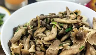 Hình ảnh Nấm xào tỏi