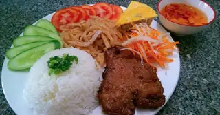 Cơm tấm sườn bì chả - 65.000 ₫ tại Cơm Tấm Thương Oanh - Võ Duy Ninh