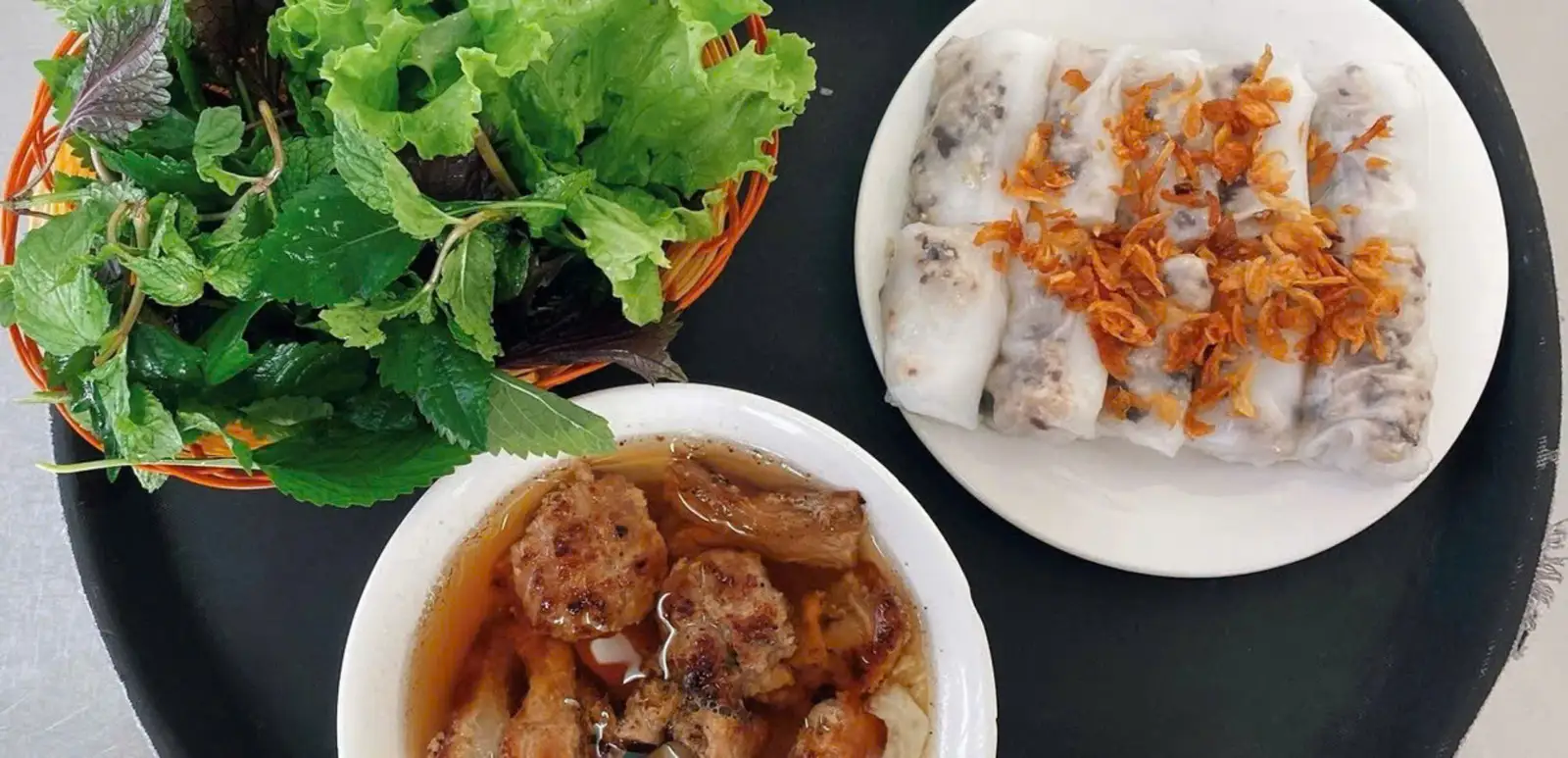 Hình ảnh Bánh cuốn chả nướng