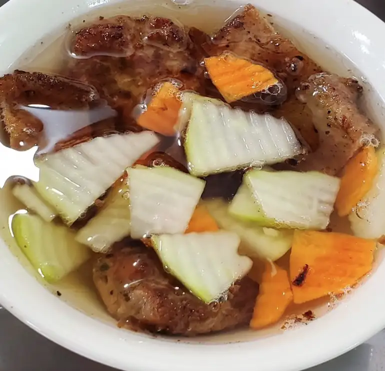 Bún chả truyền thống - 82.000 ₫ tại Bà Thảo - Bún Chả Gia Truyền Hà Nội - Nguyễn Văn Cừ
