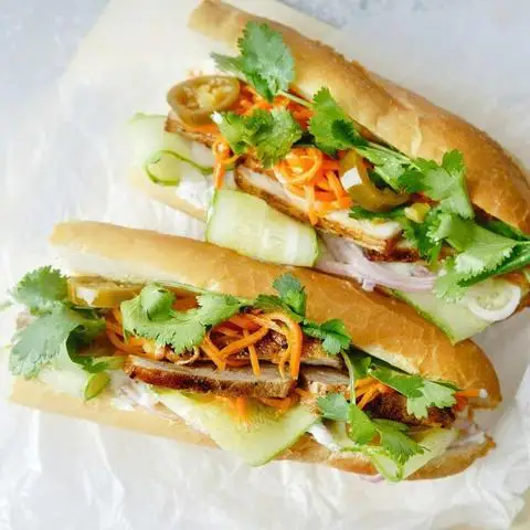 Quán Chay Sala - Bánh Mì Chay Sala - Nguyễn Thị Minh Khai - Món chay gần bạn