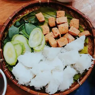 Bún đậu - 32.000 ₫ tại Tiến Hải Quán - Bún Đậu Mắm Tôm Hà Nội - Nguyễn Cư Trinh
