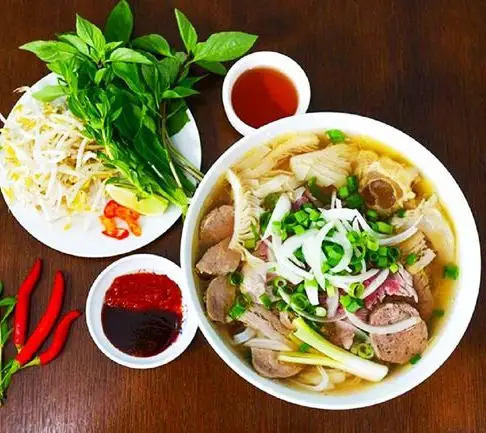 Hình ảnh Phở gân tái bò viên