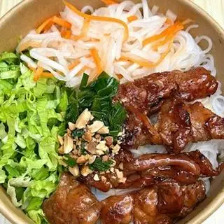 Bún thịt nướng  - 40.000 ₫ tại Cô Tư Food - Bún Thịt Nướng & Gỏi Cuốn - Võ Duy Ninh